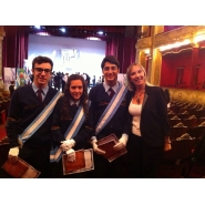 ¡Grande Capos! Reconocimiento de la Provincia a los abanderados y escoltas